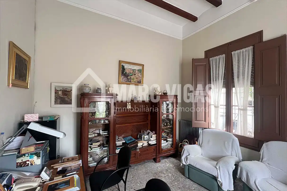 Sala de estar de Casa o chalet en venta en Torrelavit con Jardín privado, Terraza y Amueblado