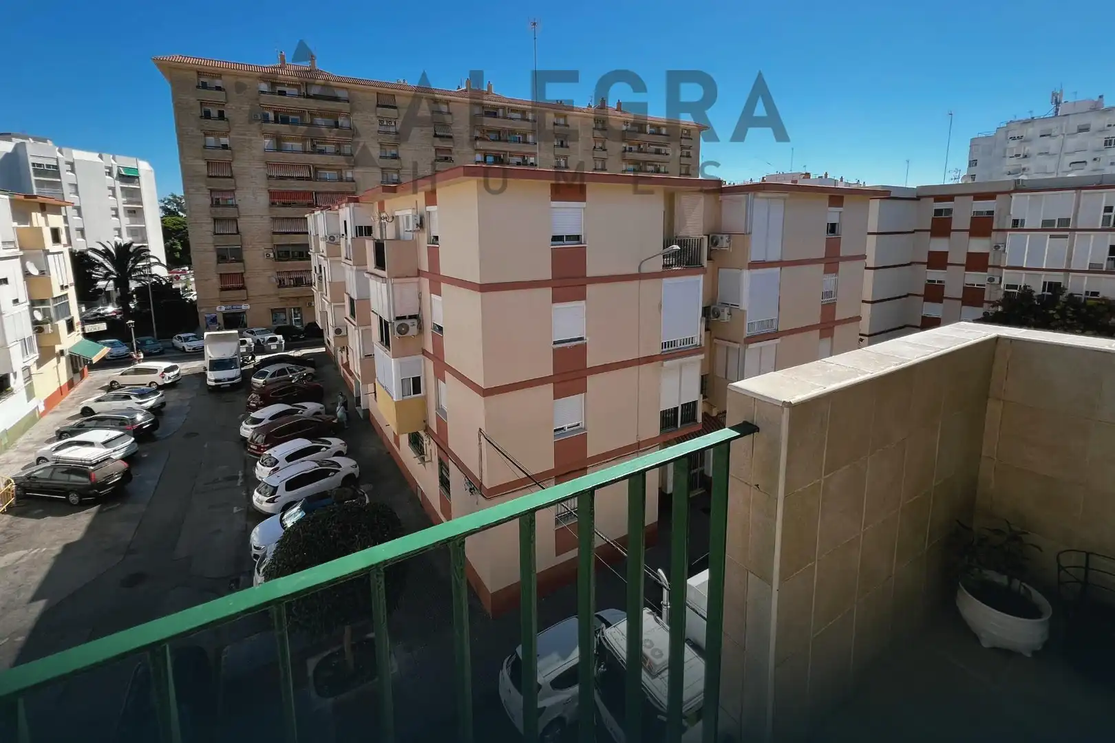 Vista exterior de Pis en venda en El Puerto de Santa María amb Aire condicionat i Terrassa