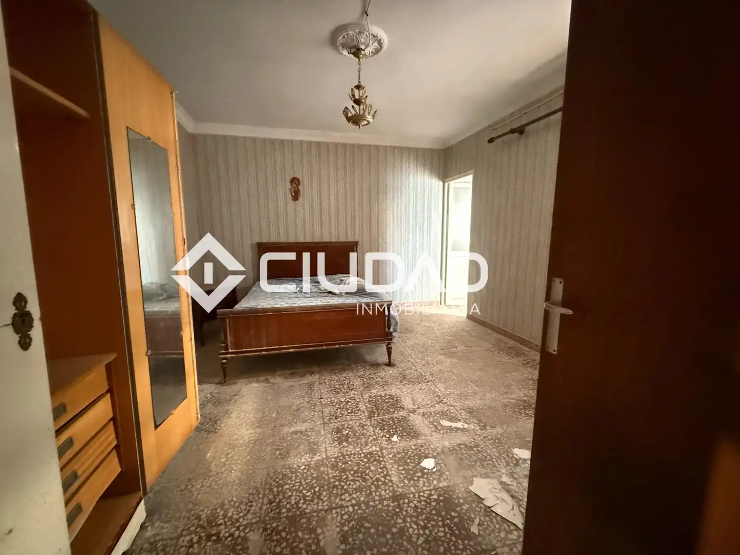 Dormitori de Casa o xalet en venda en Lebrija