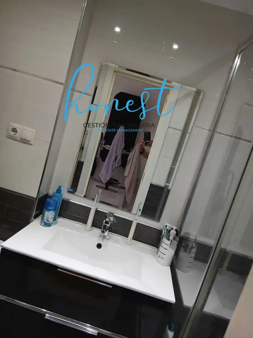 Bathroom of Flat for sale in Torremolinos  with Furnished
