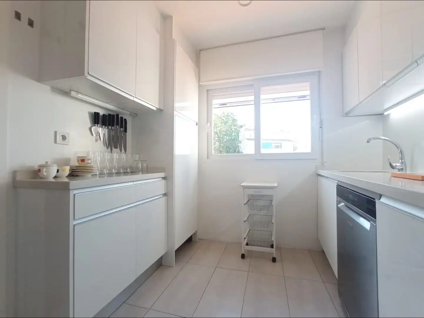 Cuina de Apartament de lloguer en Granada amb Aire condicionat, Calefacció i Terrassa