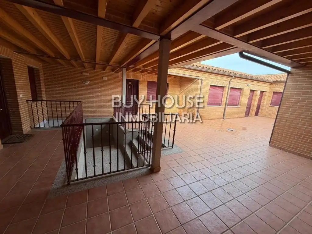 Dúplex en venta en Calle Arrabal, Villaluenga de la Sagra