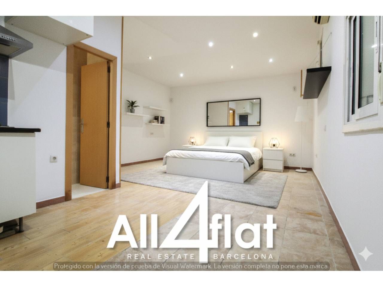 Bedroom of Study for sale in L'Hospitalet de Llobregat  with Air Conditioner and Alarm
