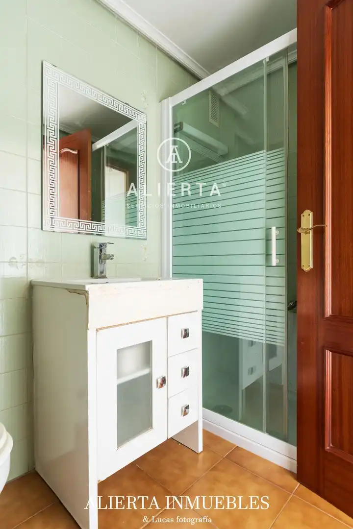 Baño de Casa o chalet en venta en Zaragoza con Calefacción y Trastero