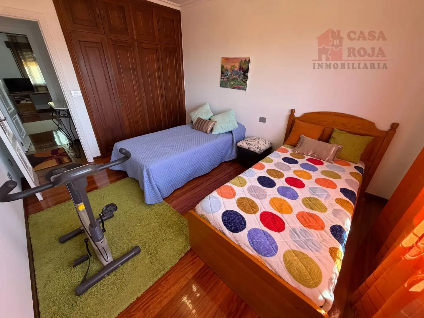 Dormitori de Casa o xalet en venda en Cangas  amb Calefacció, Terrassa i Moblat