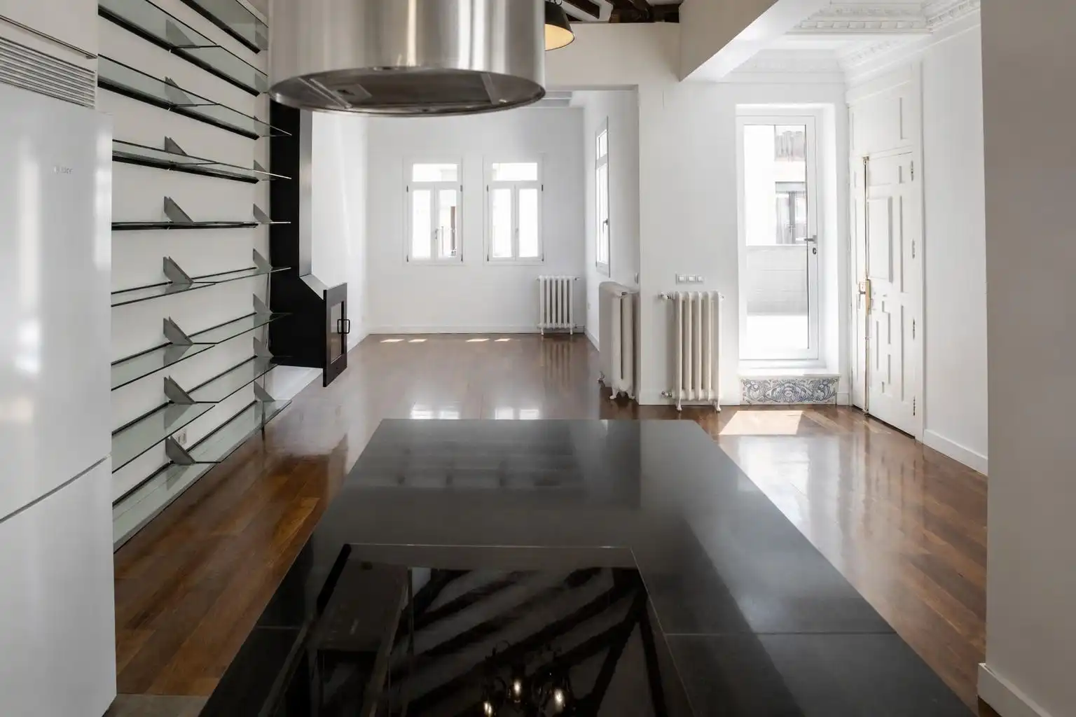 Cuina de Àtic de lloguer en Madrid amb Aire condicionat, Calefacció i Parquet