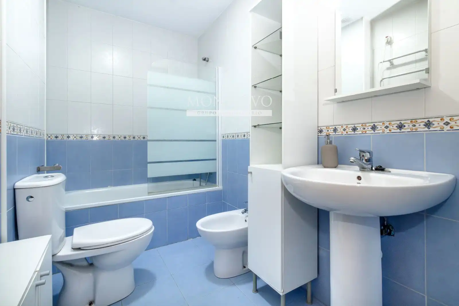 Baño de Ático en venta en Atarfe con Aire acondicionado, Calefacción y Terraza