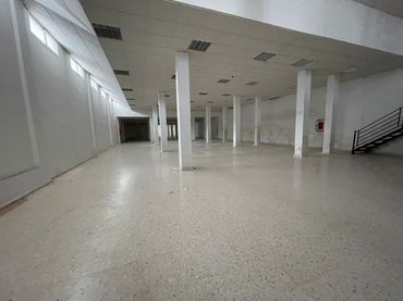 Local commercial à vendre à Avenida JUAN CARLOS I
