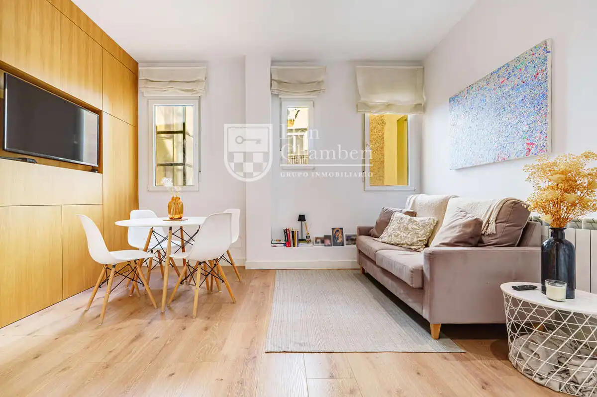 Fotografía del inmueble reportado: 2.100 €/mes — Almagro, Madrid