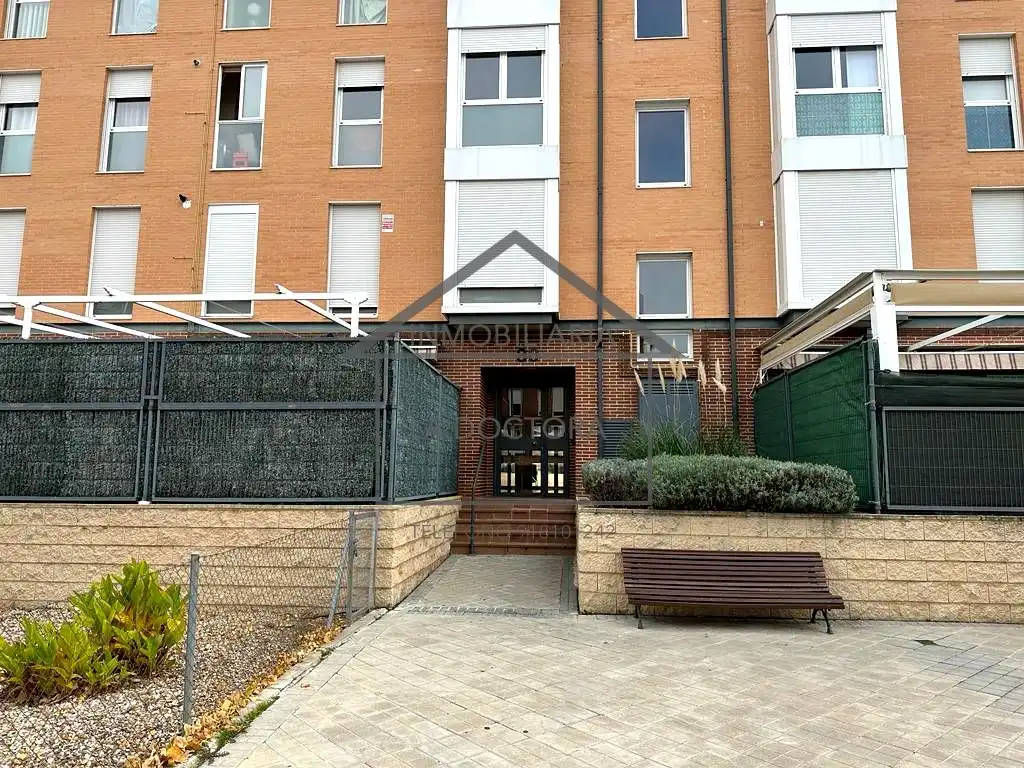 Exterior view of Garage for sale in Arroyomolinos (Madrid)