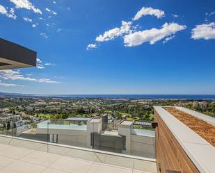 Terrassa de Casa o xalet en venda en Benahavís amb Aire condicionat, Jardí privat i Terrassa