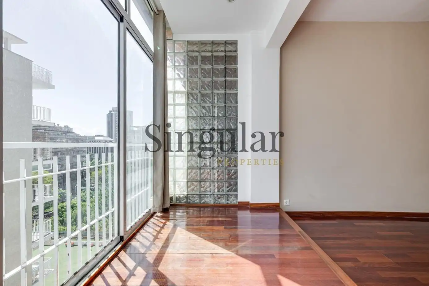 Habitación de Piso en venta en Barcelona con Aire acondicionado y Calefacción