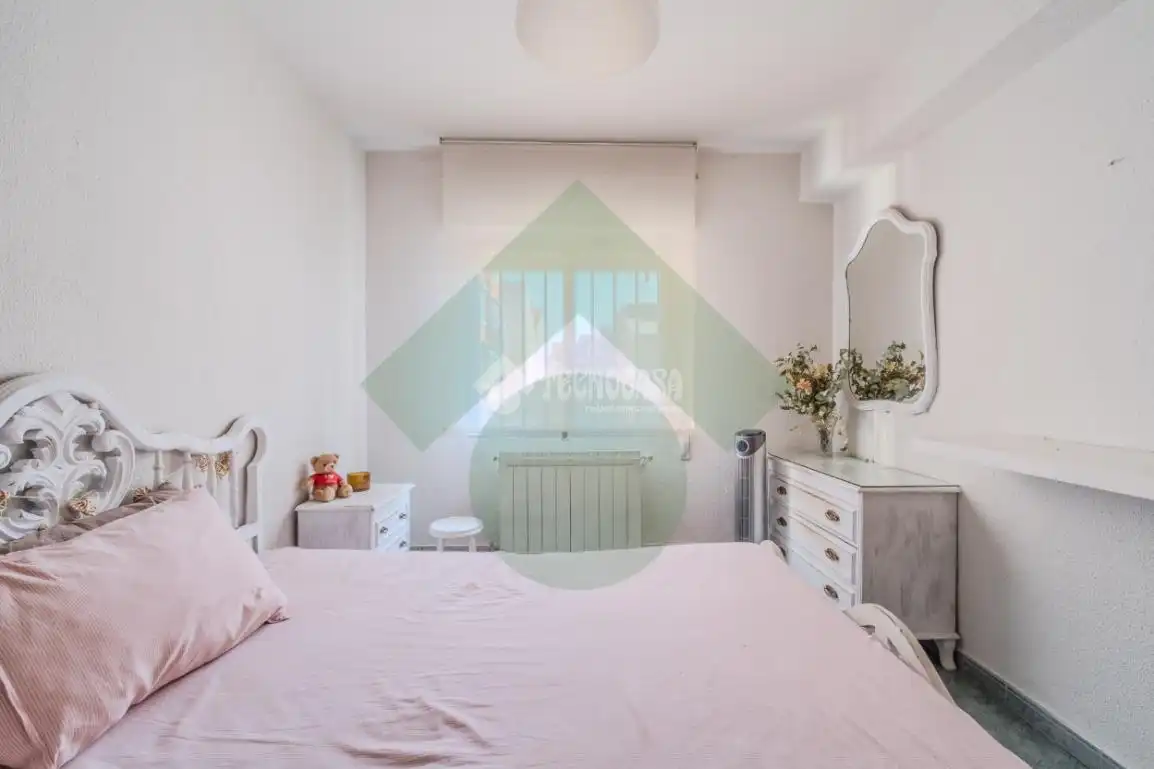 Bedroom of Flat for sale in Madrid  with Heating and Terrace