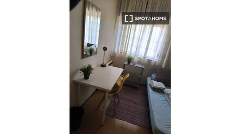 Photo 4 of Room in Conxo, Santiago de Compostela