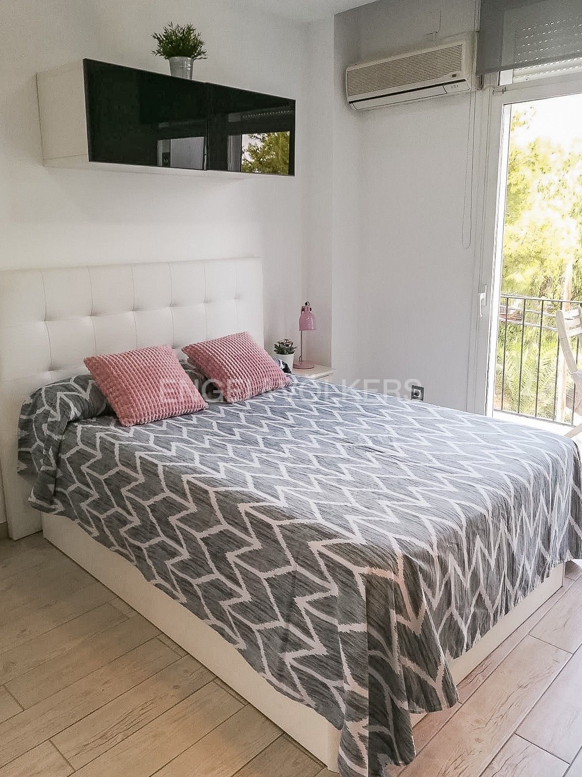 Dormitori de Apartament en venda en Sitges amb Calefacció, Jardí privat i Parquet