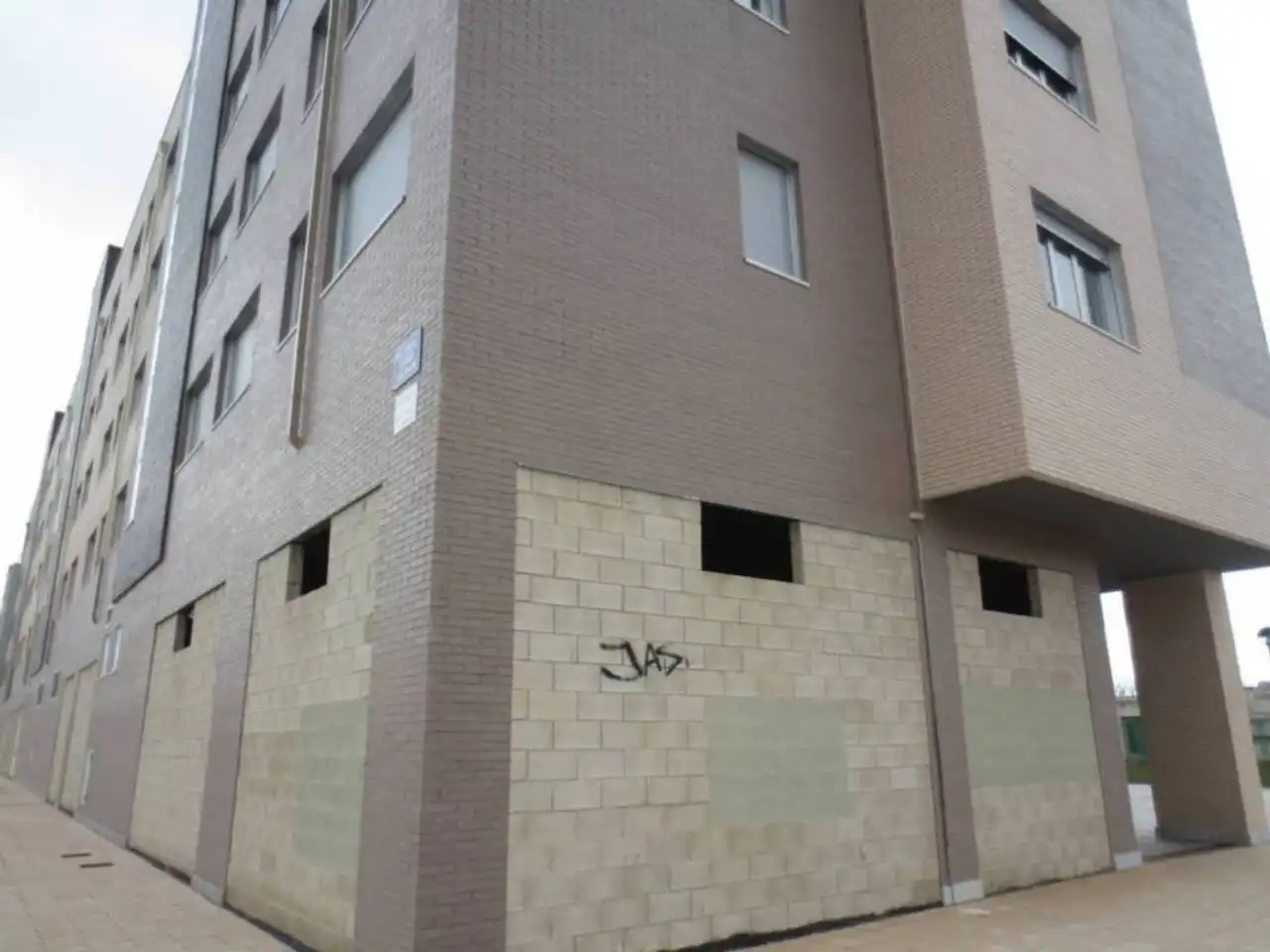 Vista exterior de Local en venta en Burgos