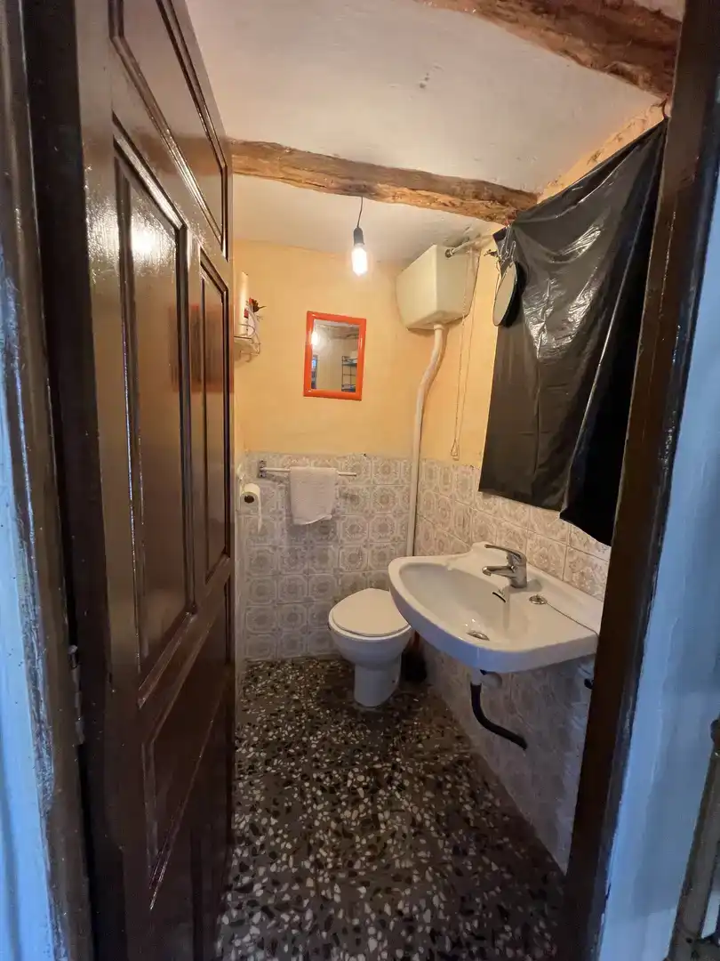 Baño de Piso en venta en Villahermosa del Río con Trastero, Amueblado y Balcón