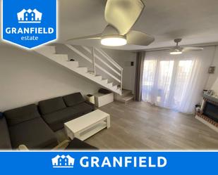 Exterior view of Single-family semi-detached for sale in Torrevieja  with Air Conditioner, Private garden and Terrace