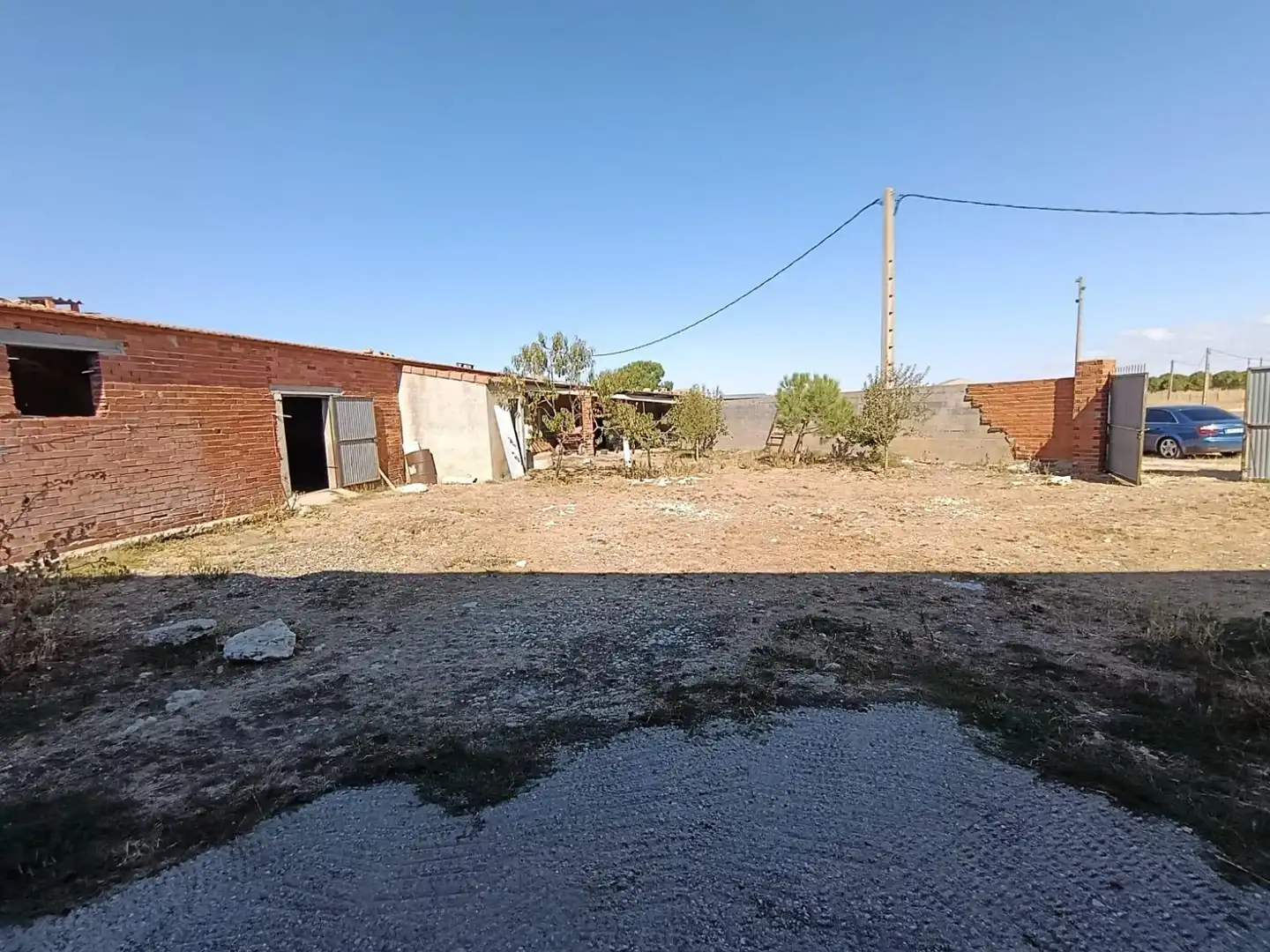 Industrial buildings for sale in Viloria