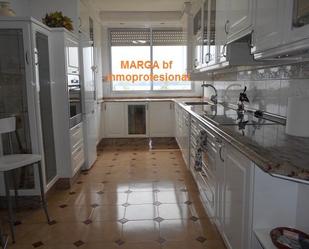 Kitchen of Flat for sale in Ferrol  with Parquet flooring, Storage room and Oven