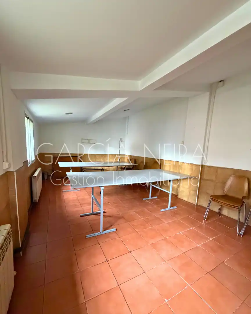 Casa o xalet en venda en Oviedo  amb Calefacció, Jardí privat i Rentadora