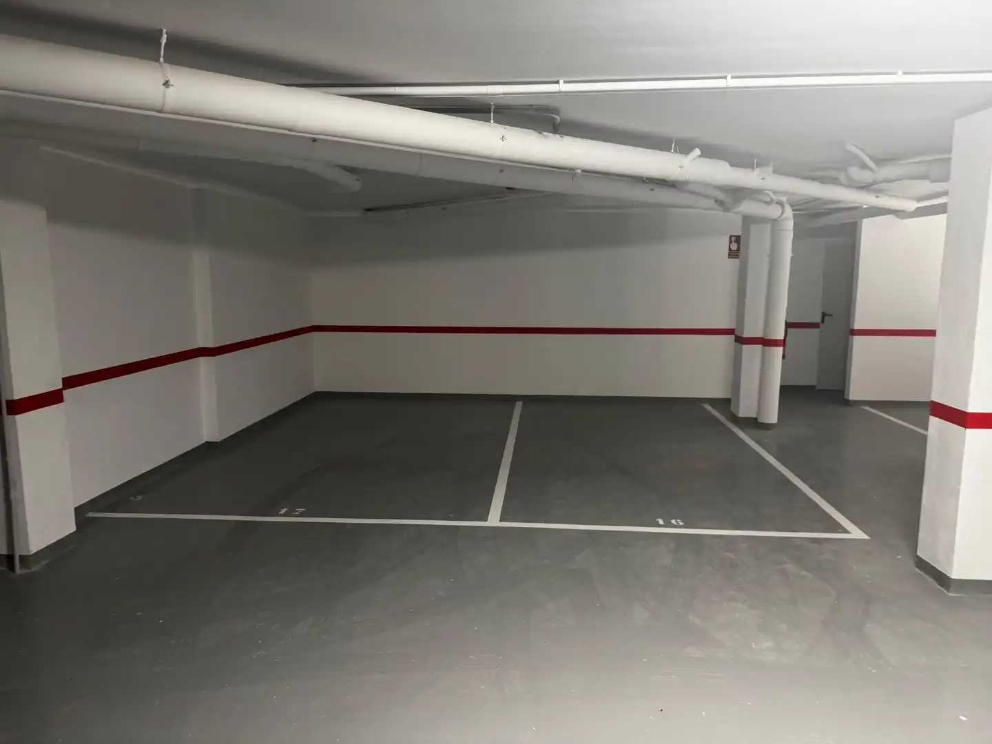Parking de Piso en venta en Castellón de la Plana / Castelló de la Plana con Aire acondicionado y Piscina comunitaria