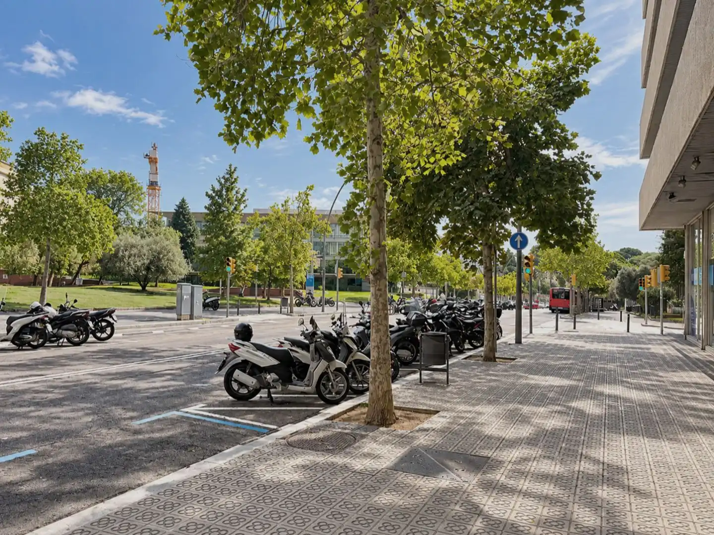 Aparcament de Àtic en venda en  Barcelona Capital amb Terrassa