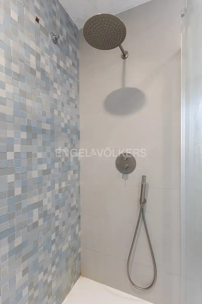 Bathroom of Houses for sale in L'Eliana  with Air Conditioner, Heating and Private garden