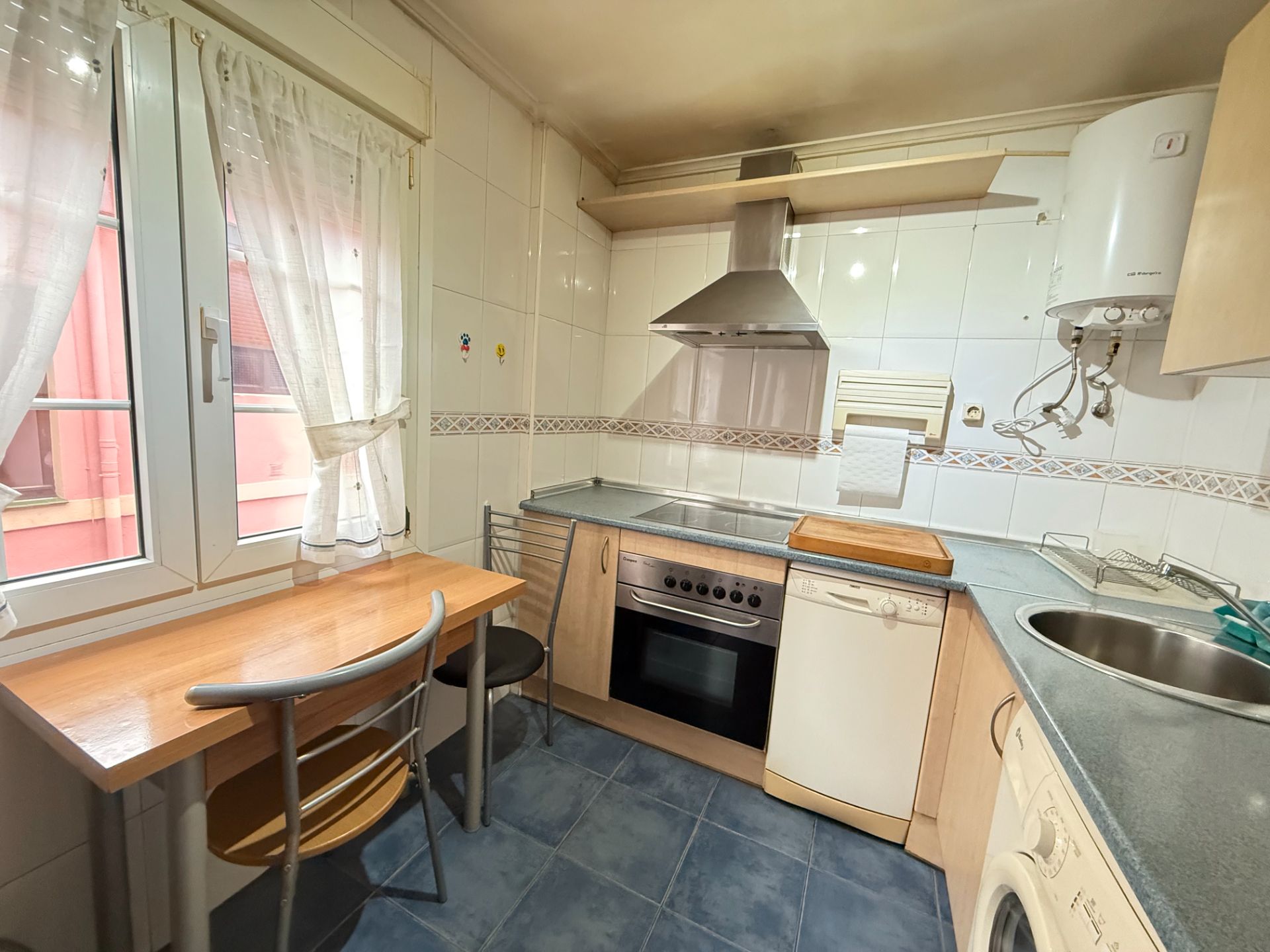 Kitchen of Apartment for sale in Bilbao   with Heating, Furnished and Washing machine