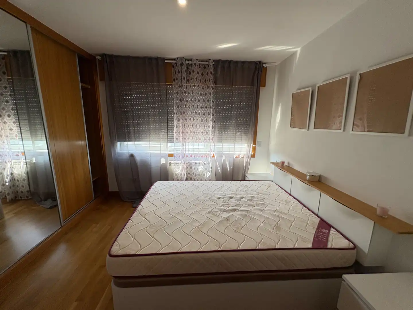 Habitación de Piso de alquiler en Narón con Calefacción, Trastero y Amueblado