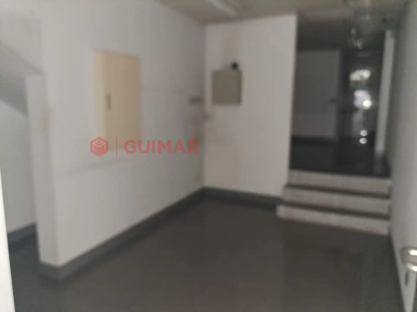 Business premises for sale in L´Hospitalet de Llobregat - Calle PUJOS DE, imagen 4
