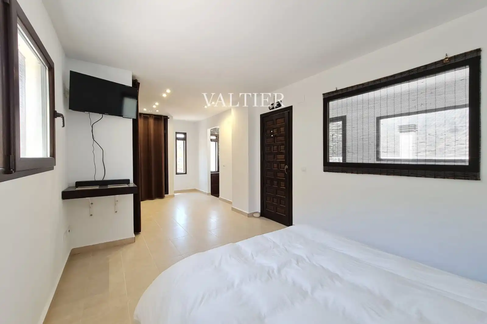 Dormitori de Casa o xalet en venda en Gandia amb Aire condicionat, Piscina i Moblat