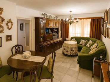 Appartamento con balcone in vendita a Calle Calle de Cisneros, 5