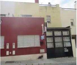 Reihenhaus mit Garten zum Verkauf in La Puebla del Río