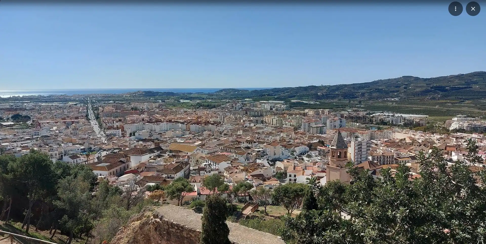 Vista exterior de Piso en venta en Vélez-Málaga