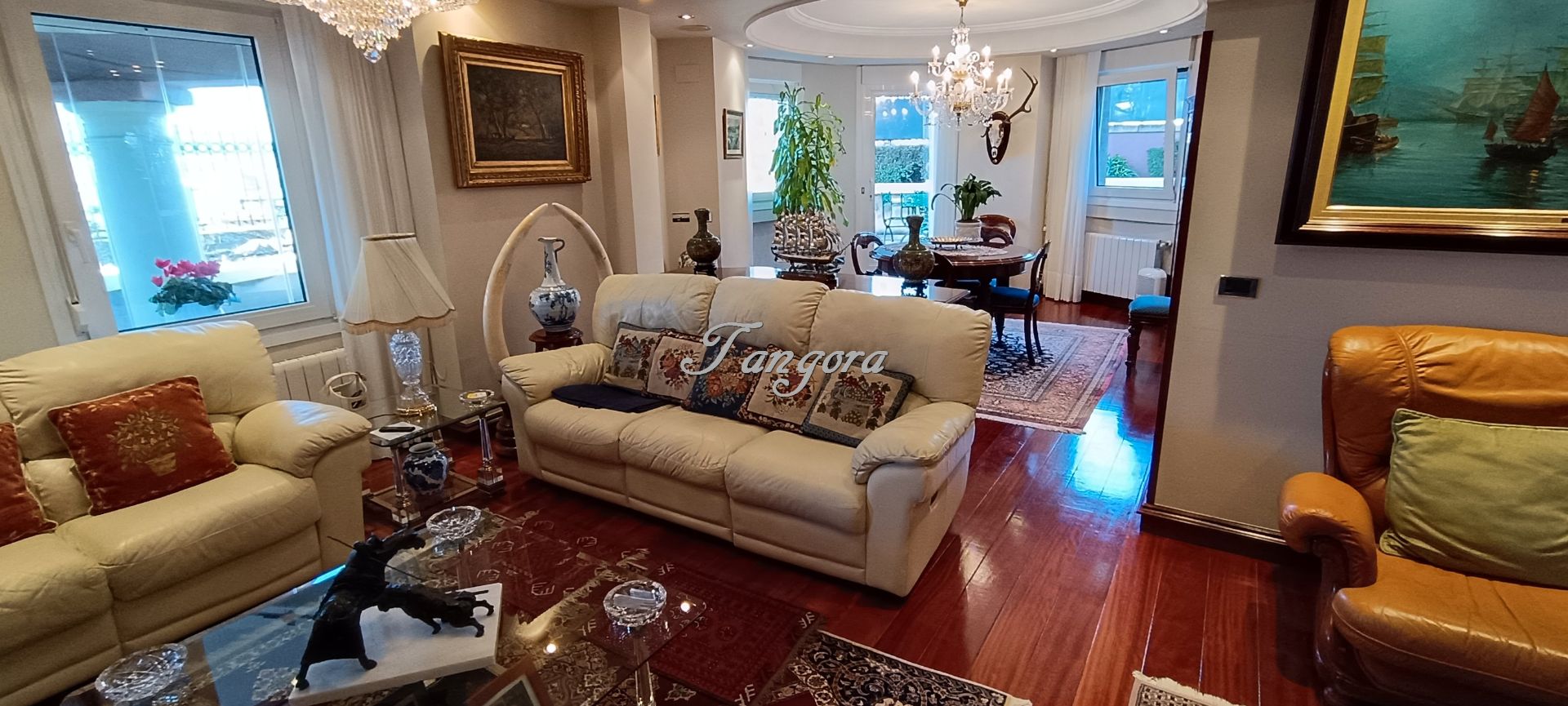 Living room of Flat for sale in Getxo   with Heating, Private garden and Parquet flooring