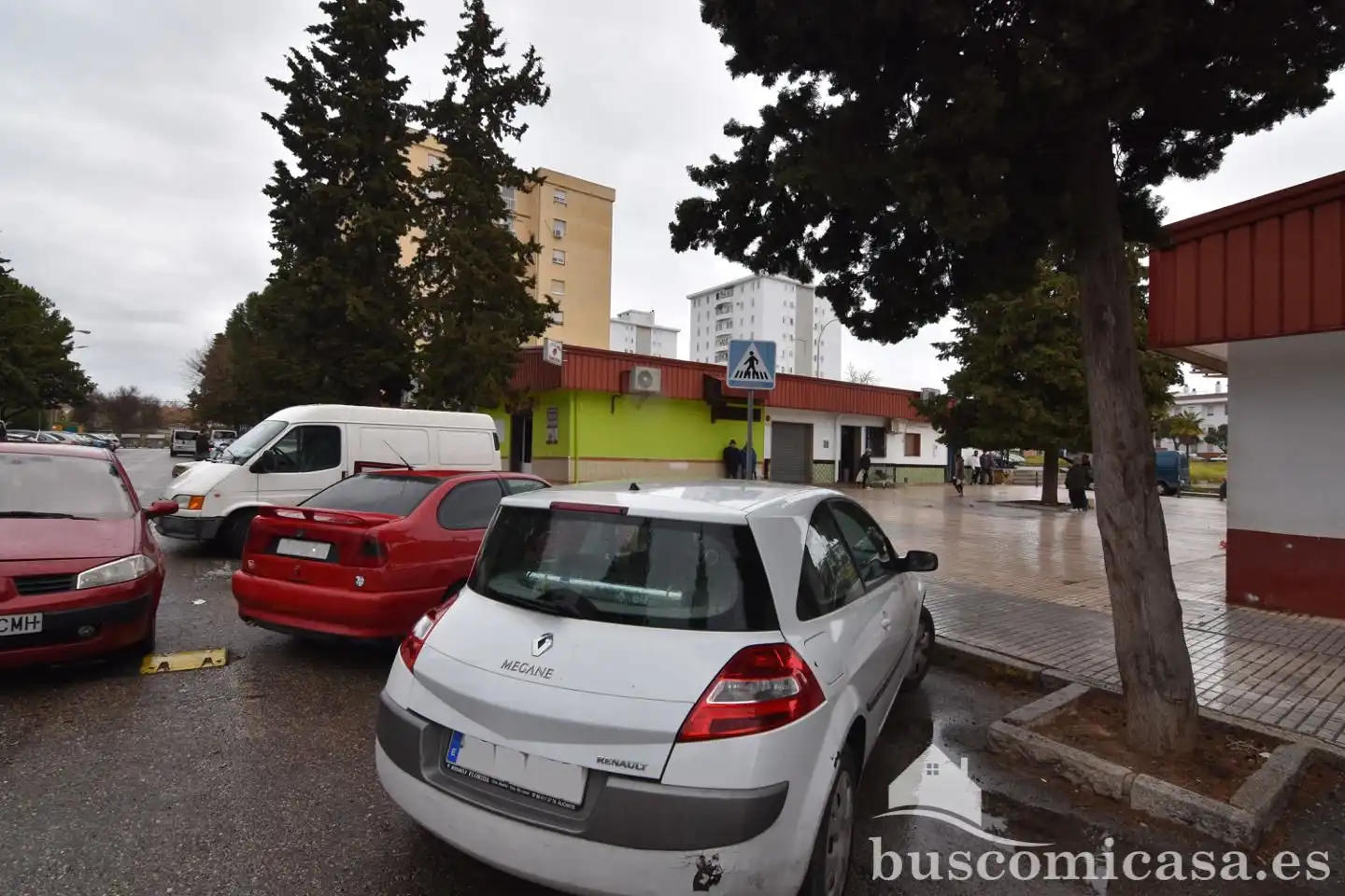 Parkplatz von Geschaftsraum zur Miete in Linares mit Klimaanlage