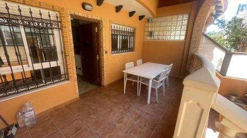 Foto 3 de Casa adosada en venda a El Edén, Alicante