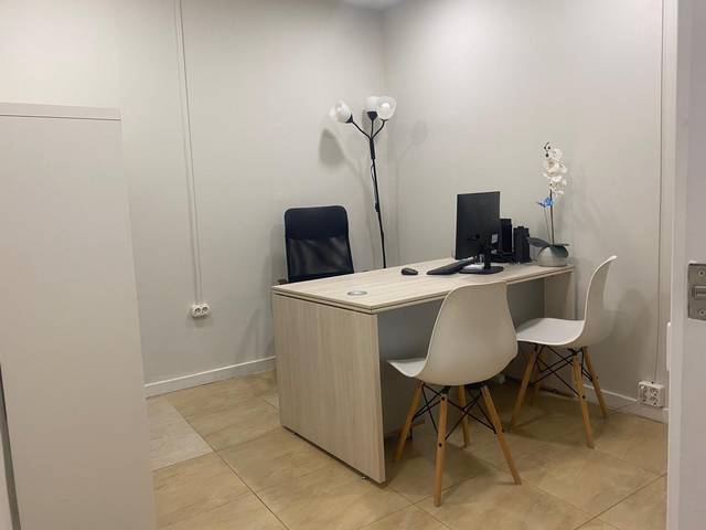 Oficina en Alquiler en Gràcia