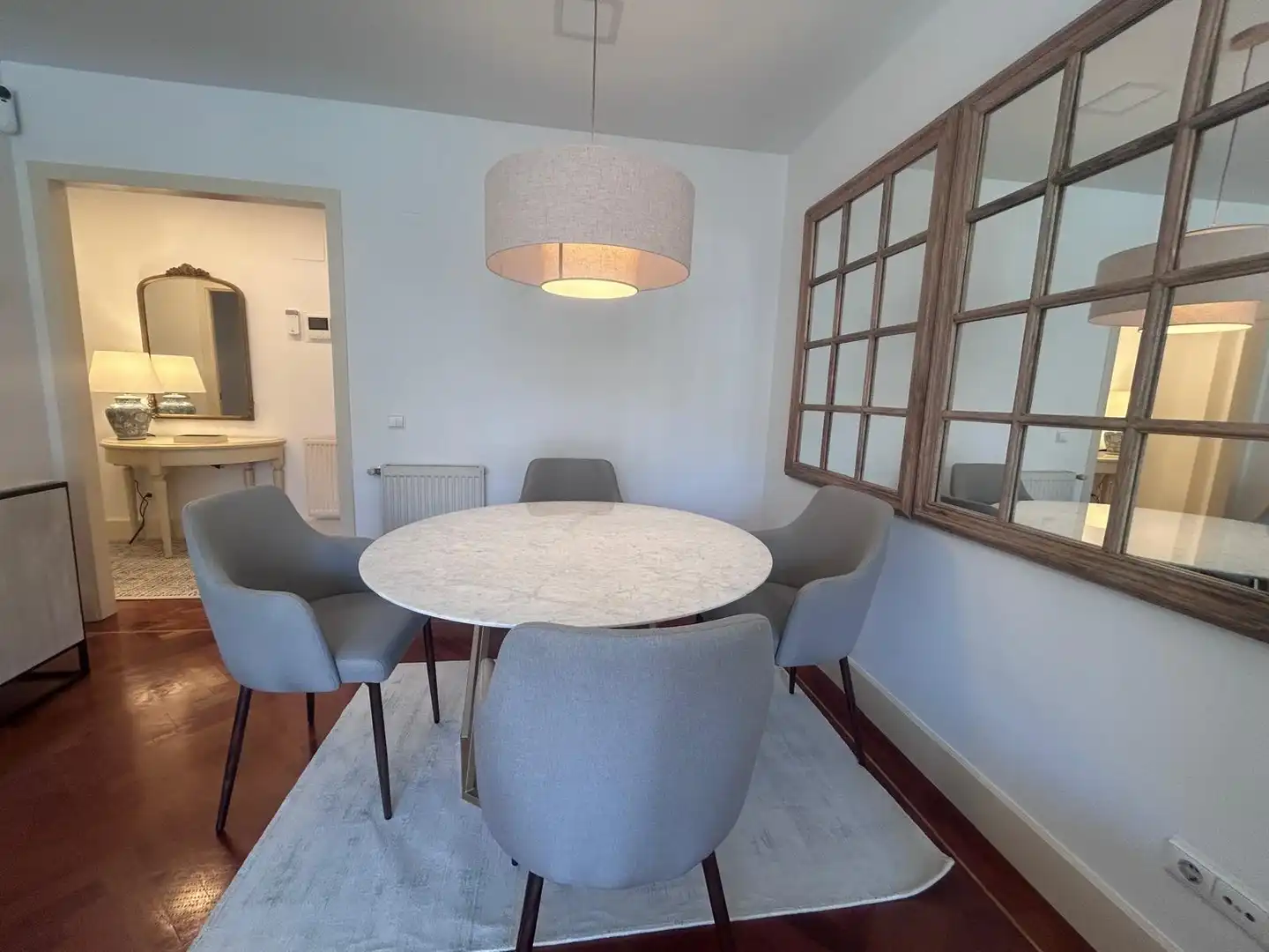Comedor de Piso de alquiler en Madrid con Aire acondicionado, Calefacción y Parquet