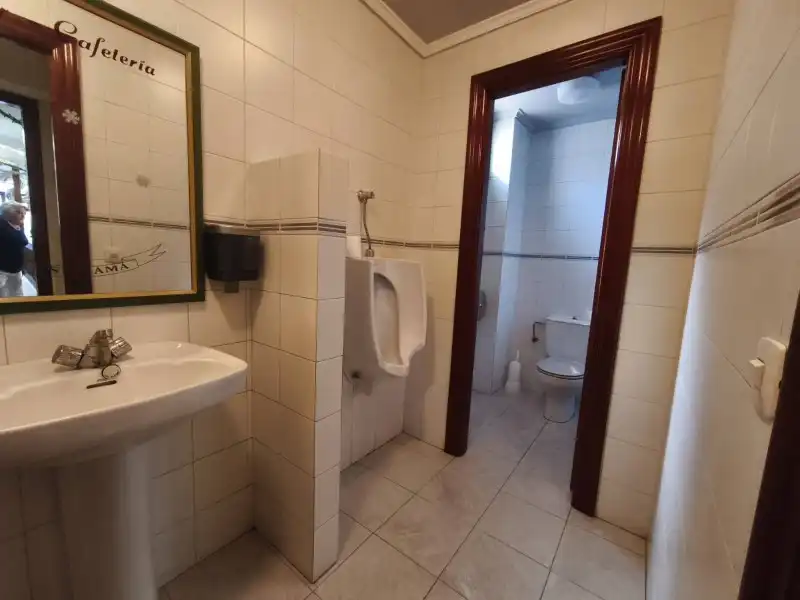 Business premises for sale in Castilla - Hermida, imagen 9