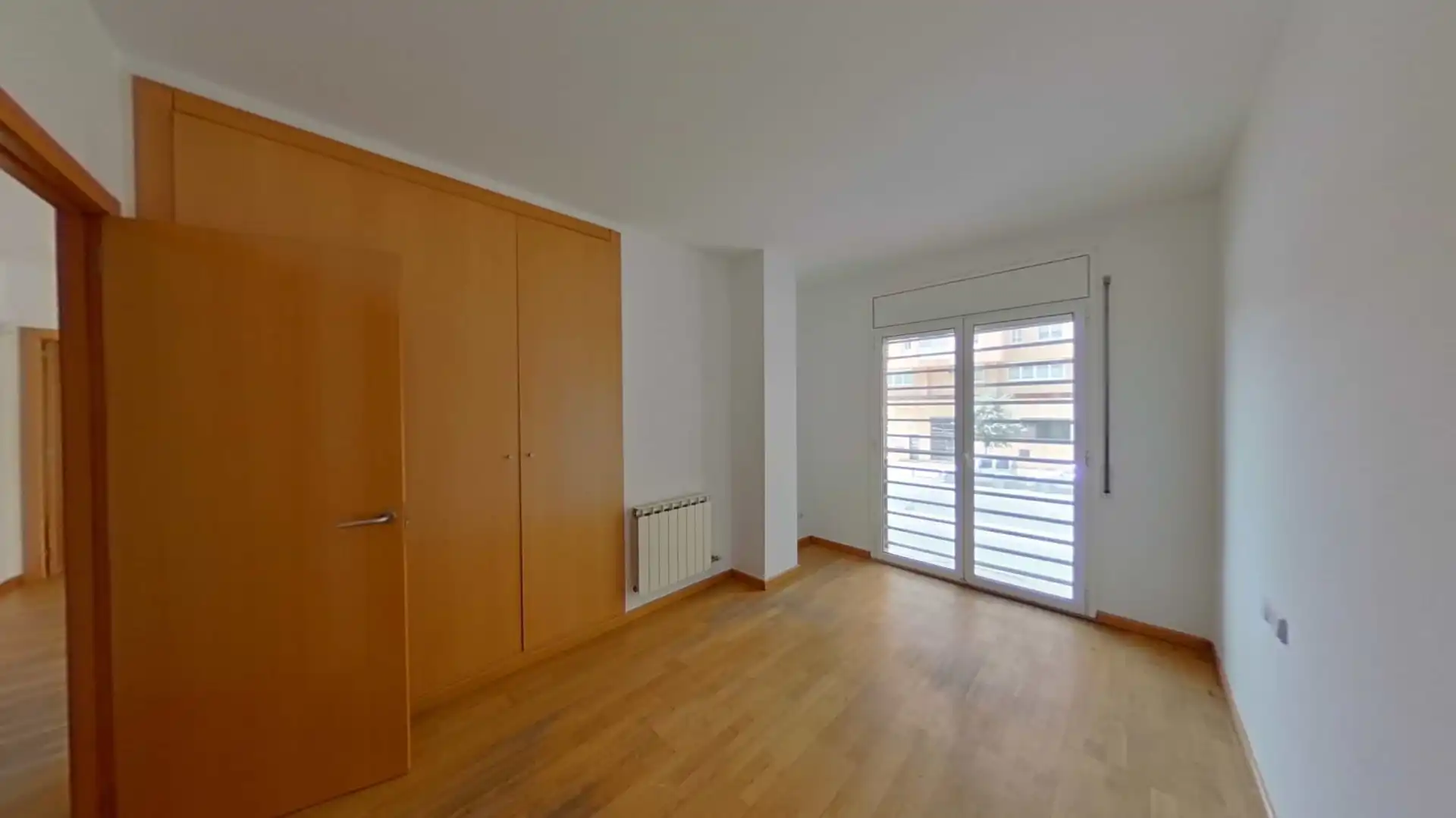 Bedroom of Flat for sale in Sabadell