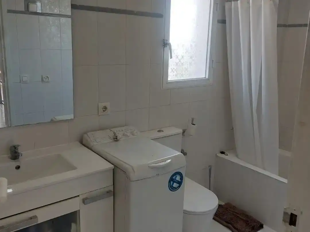 Bathroom of Apartments for rent in El Montgó