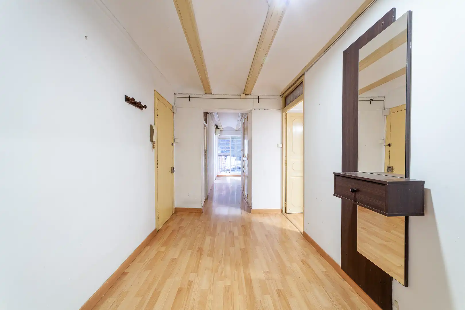 Piso en venta en Valencia con Aire acondicionado, Terraza y Amueblado