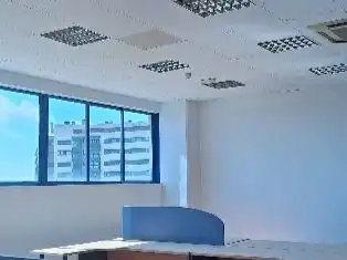Office for rent in Madrid  with Air Conditioner