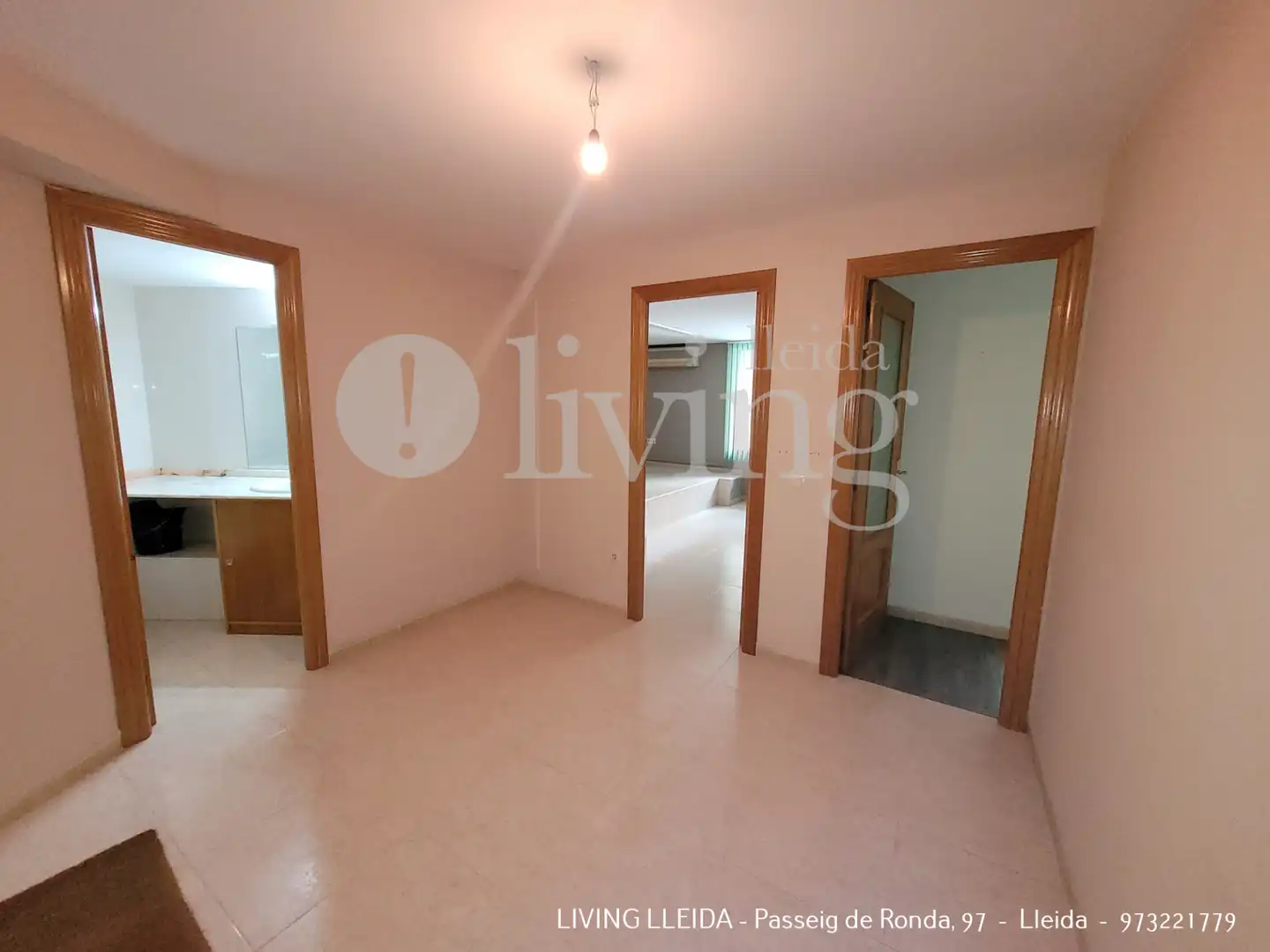 Office space for sale in Carrer dels Comtes d'Urgell, imagen 7