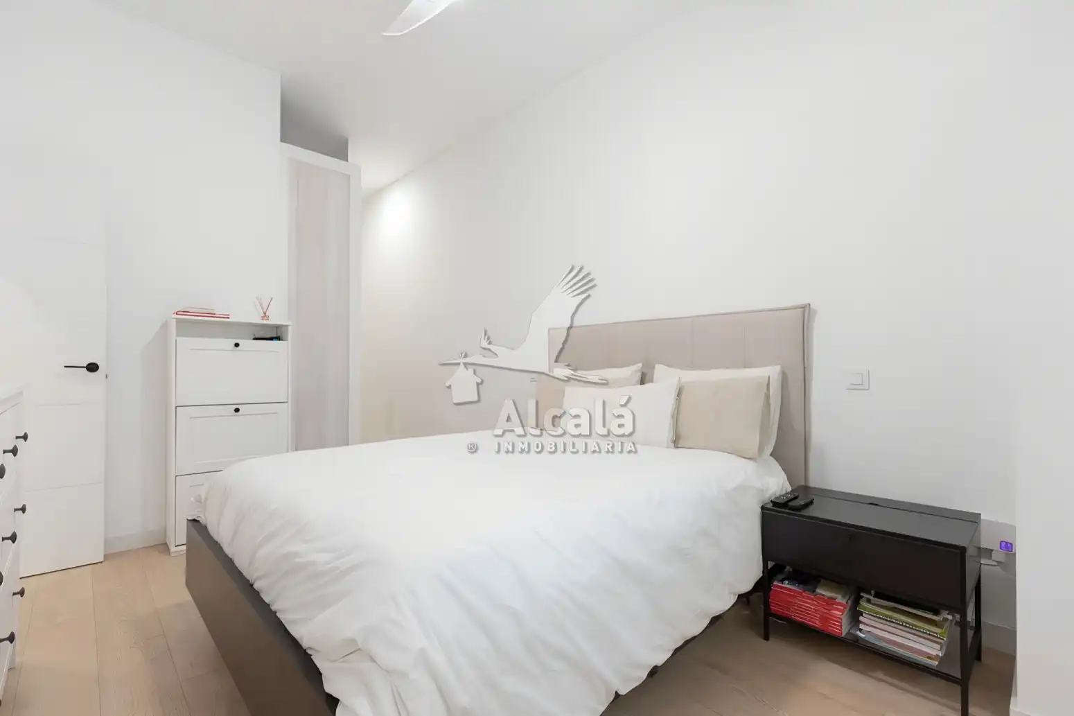 Bedroom of Flat for sale in Alcalá de Henares  with Heating