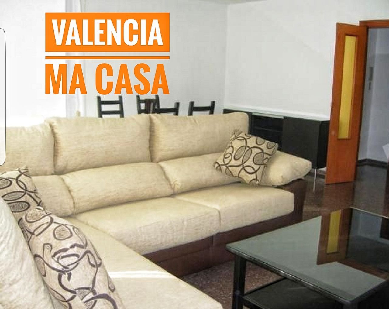 Sala de estar de Piso de alquiler en  Valencia Capital con Aire acondicionado, Amueblado y Balcón