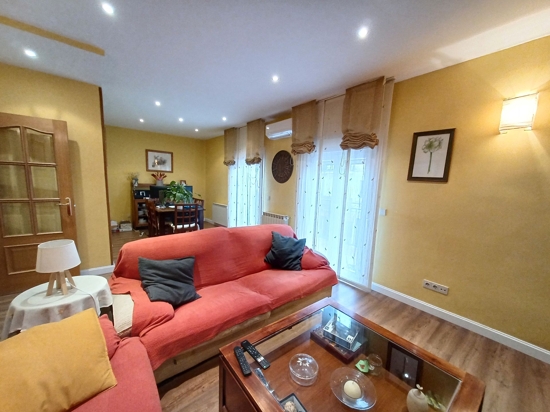 Living room of Flat for sale in Becerril de la Sierra  with Air Conditioner, Heating and Terrace