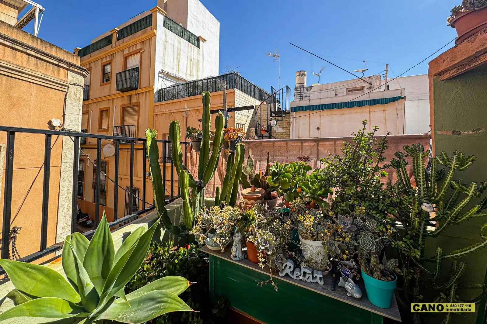 Terrassa de Casa o xalet en venda en Almería amb Terrassa